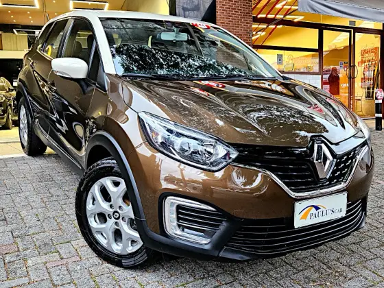 RENAULT CAPTUR 1.6 16V SCE FLEX LIFE X-TRONIC RENAULT CAPTUR 1.6 16V SCE FLEX LIFE X-TRONIC
