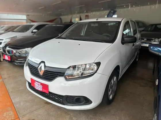 RENAULT SANDERO 1.0 AUTHENTIQUE 16V FLEX 4P MANUAL RENAULT SANDERO 1.0 AUTHENTIQUE 16V FLEX 4P MANUAL