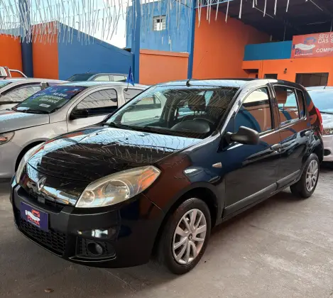 RENAULT SANDERO 1.6 EXPRESSION 8V FLEX 4P MANUAL RENAULT SANDERO 1.6 EXPRESSION 8V FLEX 4P MANUAL