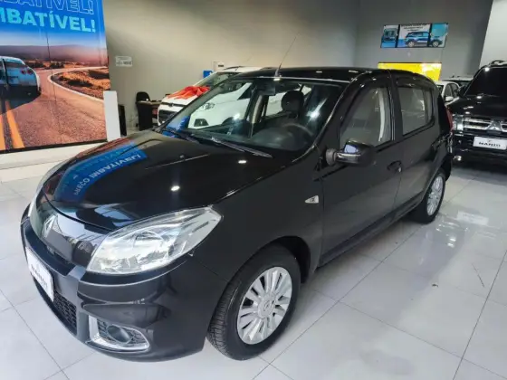 RENAULT SANDERO 1.6 PRIVILÉGE 16V FLEX 4P MANUAL