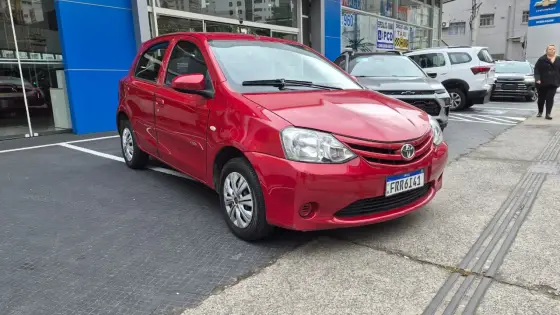 TOYOTA ETIOS 1.3 X 16V FLEX 4P MANUAL TOYOTA ETIOS 1.3 X 16V FLEX 4P MANUAL