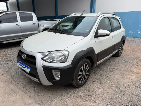 TOYOTA ETIOS CROSS 1.5 16V FLEX 4P AUTOMÁTICO TOYOTA ETIOS CROSS 1.5 16V FLEX 4P AUTOMÁTICO