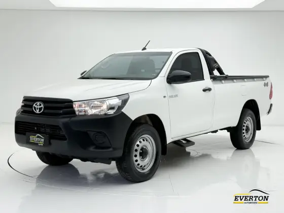 TOYOTA HILUX 2.8 D-4D TURBO DIESEL CS 4X4 AUTOMÁTICO TOYOTA HILUX 2.8 D-4D TURBO DIESEL CS 4X4 AUTOMÁTICO