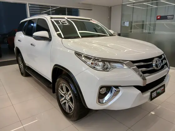 TOYOTA HILUX SW4 2.7 SRV 7 LUGARES 4X2 16V FLEX 4P AUTOMÁTICO
