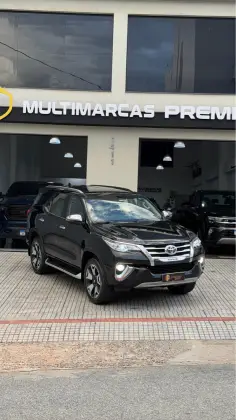 TOYOTA HILUX SW4 2.7 SRV 7 LUGARES 4X2 16V FLEX 4P AUTOMÁTICO