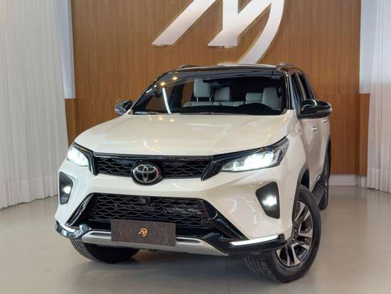 TOYOTA-HILUX SW4-2021