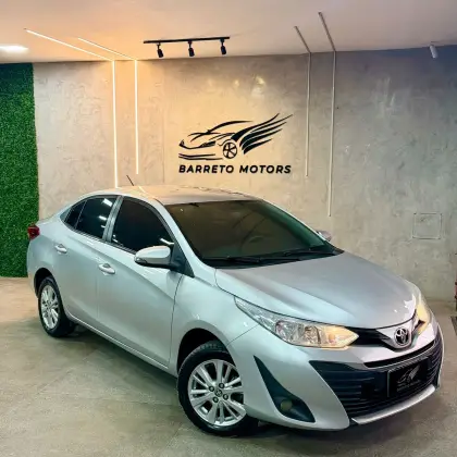 TOYOTA YARIS 1.5 16V FLEX SEDAN XL PLUS TECH MULTIDRIVE TOYOTA YARIS 1.5 16V FLEX SEDAN XL PLUS TECH MULTIDRIVE
