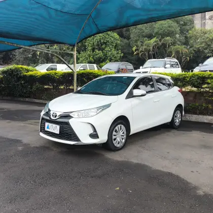 TOYOTA YARIS 1.5 16V FLEX XL MULTIDRIVE TOYOTA YARIS 1.5 16V FLEX XL MULTIDRIVE