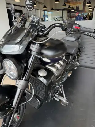 TRIUMPH-ROCKET III GT-2025