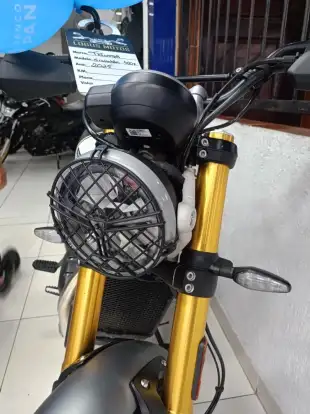 TRIUMPH-SCRAMBLER 400 X-2025
