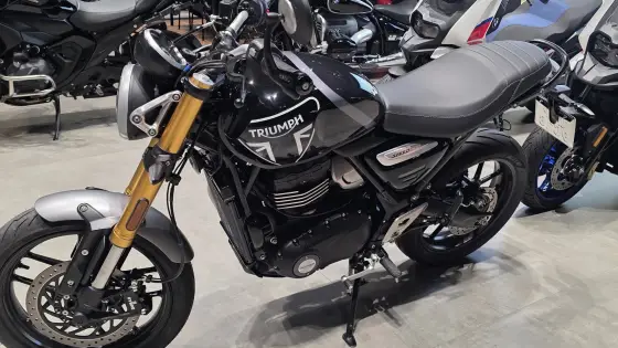 TRIUMPH SPEED 400 TRIUMPH SPEED 400