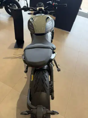 TRIUMPH-TRIDENT 660-2026