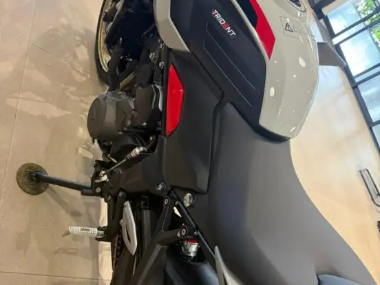 TRIUMPH-TRIDENT 800 TRIUMPH-TRIDENT 800-2026