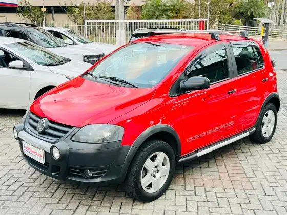 VOLKSWAGEN FOX 1.6 MI 8V FLEX 4P MANUAL VOLKSWAGEN FOX 1.6 MI 8V FLEX 4P MANUAL