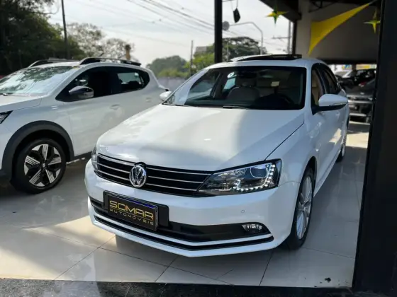 VOLKSWAGEN JETTA 1.4 16V TSI TRENDLINE GASOLINA 4P TIPTRONIC VOLKSWAGEN JETTA 1.4 16V TSI TRENDLINE GASOLINA 4P TIPTRONIC