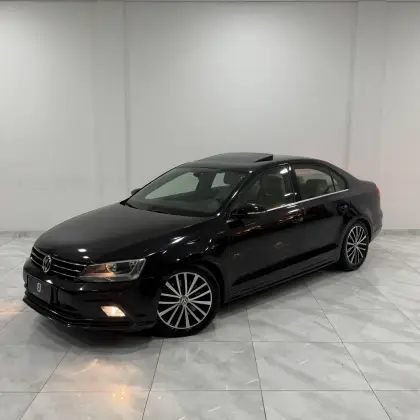 VOLKSWAGEN JETTA 2.0 TSI HIGHLINE 211CV GASOLINA 4P TIPTRONIC VOLKSWAGEN JETTA 2.0 TSI HIGHLINE 211CV GASOLINA 4P TIPTRONIC