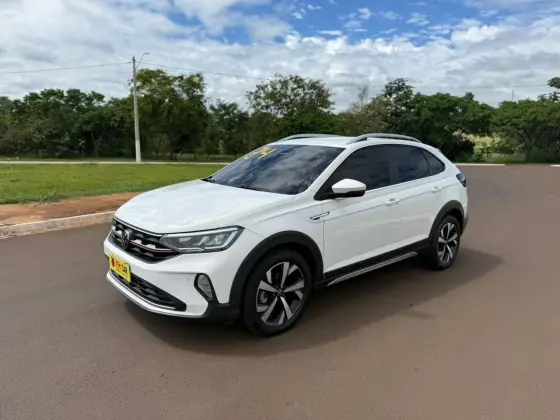 VOLKSWAGEN NIVUS 1.0 200 TSI TOTAL FLEX HIGHLINE AUTOMÁTICO VOLKSWAGEN NIVUS 1.0 200 TSI TOTAL FLEX HIGHLINE AUTOMÁTICO