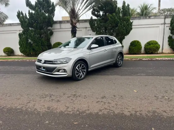 VOLKSWAGEN POLO 1.0 200 TSI HIGHLINE AUTOMÁTICO