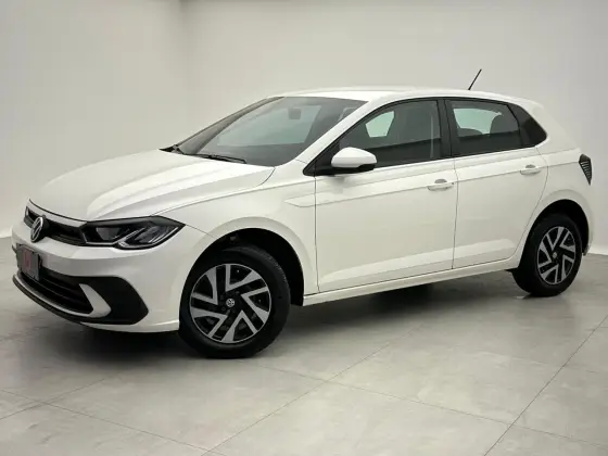 VOLKSWAGEN POLO 1.0 MPI MANUAL VOLKSWAGEN POLO 1.0 MPI MANUAL
