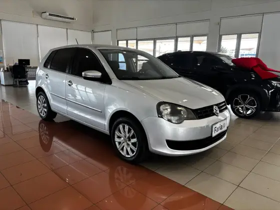 VOLKSWAGEN POLO 1.6 MI 8V FLEX 4P MANUAL