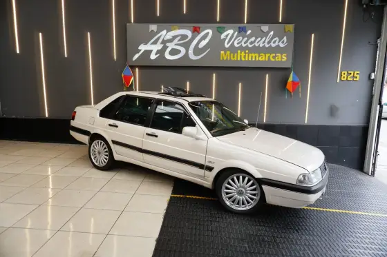 VOLKSWAGEN SANTANA 2.0 GLS 8V GASOLINA 4P MANUAL