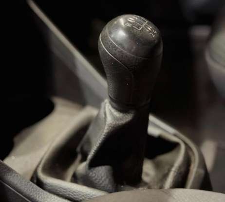 VOLKSWAGEN-SAVEIRO-2023