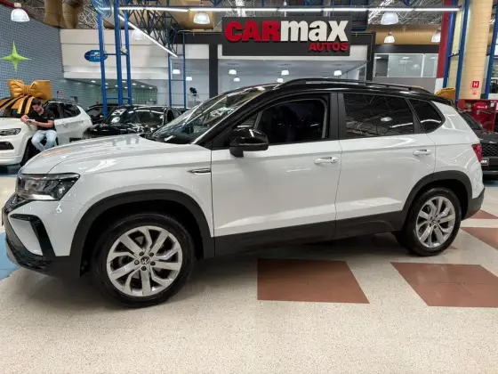 VOLKSWAGEN TAOS 1.4 250 TSI TOTAL FLEX COMFORTLINE AUTOMÁTICO