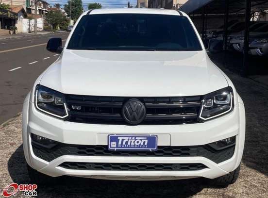 VOLKSWAGEN-AMAROK-2022