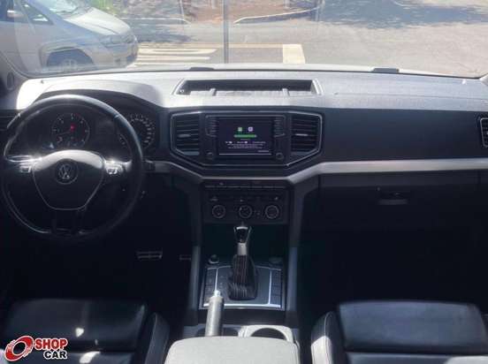 VOLKSWAGEN-AMAROK-2022