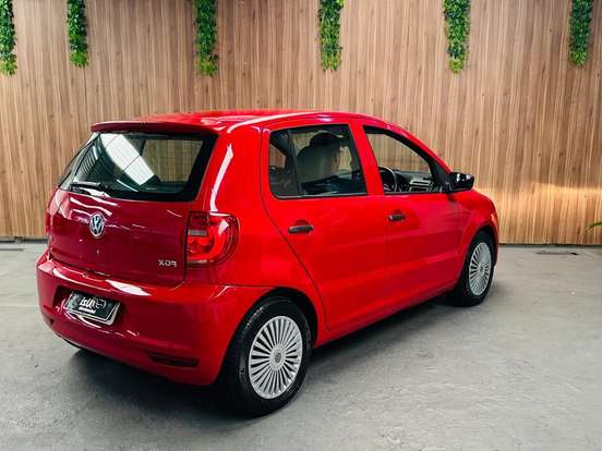 VOLKSWAGEN-FOX-2014