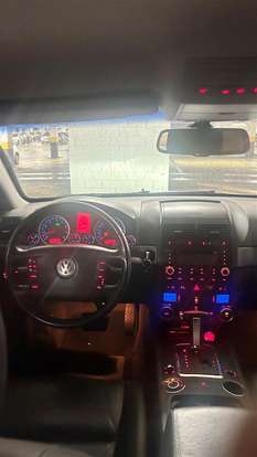 VOLKSWAGEN-TOUAREG-2008