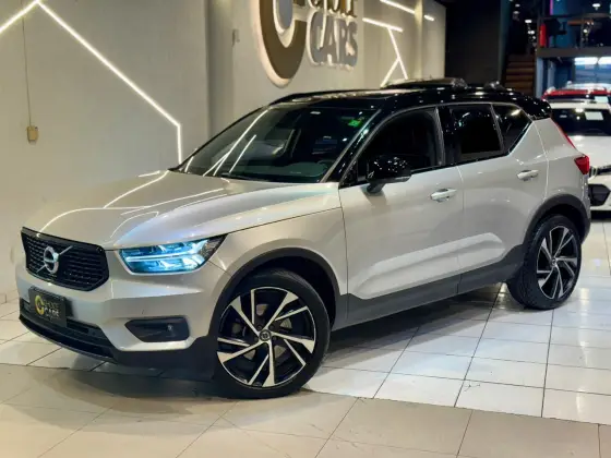 VOLVO XC40 2.0 T5 GASOLINA R-DESIGN AWD GEARTRONIC VOLVO XC40 2.0 T5 GASOLINA R-DESIGN AWD GEARTRONIC