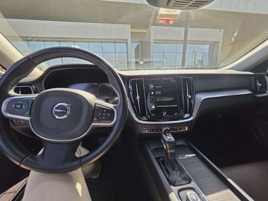 VOLVO-S60-2.0 T4 MOMENTUM GASOLINA 4P AUTOMÁTICO VOLVO-S60-2019
