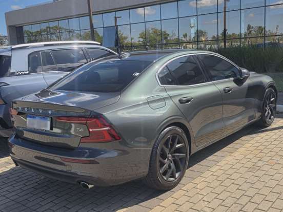 VOLVO-S60-2019