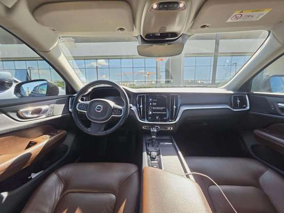 VOLVO-S60-2019