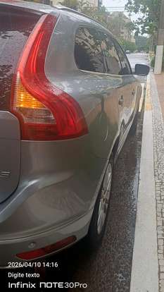 VOLVO-XC60-2014