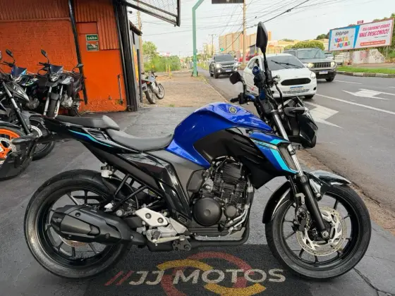 YAMAHA FZ25 FAZER ABS YAMAHA FZ25 FAZER ABS