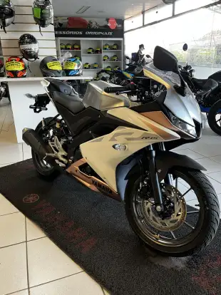 YAMAHA-YZF R15-2026