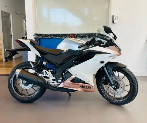YAMAHA-YZF R15-2026