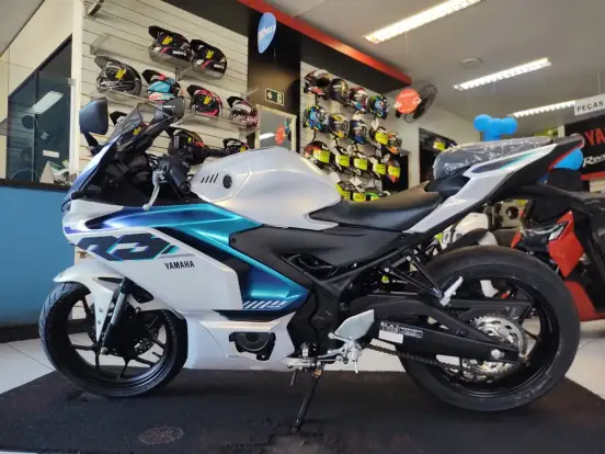 YAMAHA-YZF R3 ABS CONNECTED YAMAHA-YZF R3 ABS CONNECTED-2026