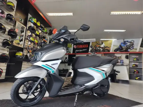 YAMAHA ZR HYBRID CONNECTED YAMAHA ZR HYBRID CONNECTED