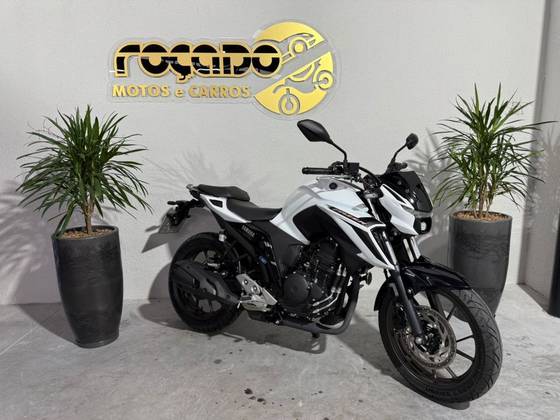 YAMAHA FZ25 FAZER CONNECTED ABS 