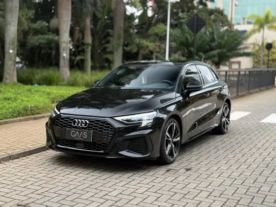 AUDI A3 2.0 40 TFSI MHEV SPORTBACK PERFORMANCE BLACK S-TRONIC