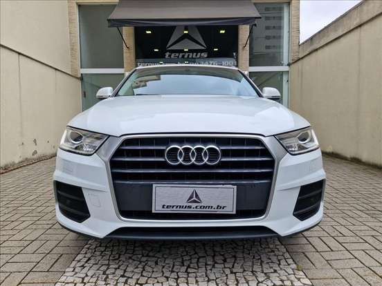 AUDI-Q3-2017