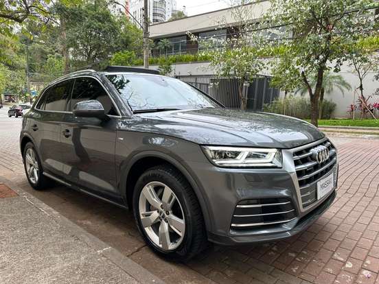 AUDI-Q5-2.0 TFSI GASOLINA PRESTIGE PLUS S TRONIC AUDI-Q5-2019