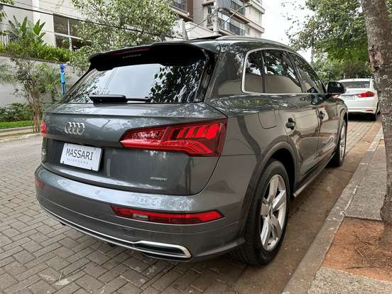 AUDI-Q5-2.0 TFSI GASOLINA PRESTIGE PLUS S TRONIC AUDI-Q5-2019