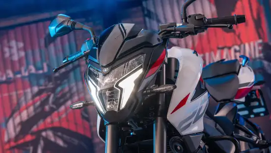 BAJAJ-DOMINAR 200-2025