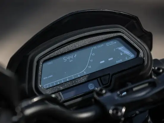 BAJAJ-DOMINAR 250 BAJAJ-DOMINAR 250-2025