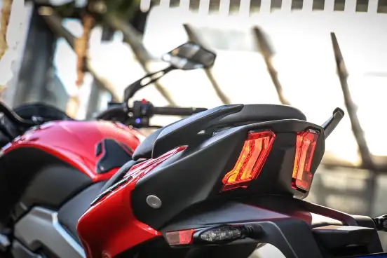 BAJAJ-DOMINAR 250 BAJAJ-DOMINAR 250-2025