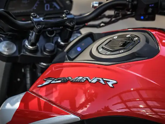 BAJAJ-DOMINAR 250 BAJAJ-DOMINAR 250-2025